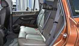 荣威rx8最新爆料视频,硬派SUV实力升级，性能与颜值双提升